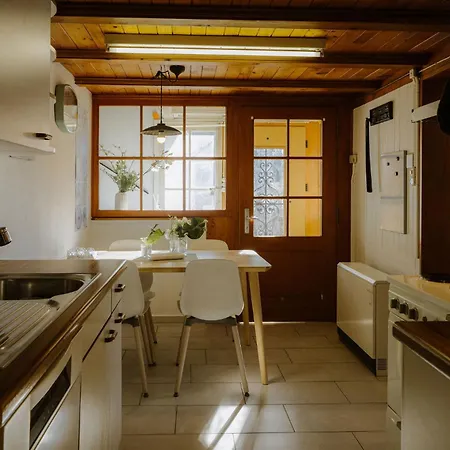 Bijou Niesenblick - Traumhafter Seeblick - Nahe Interlaken - Idyllisch * Merligen