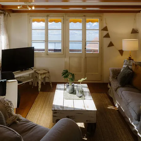 Bijou Niesenblick - Traumhafter Seeblick - Nahe Interlaken - Idyllisch Διαμέρισμα